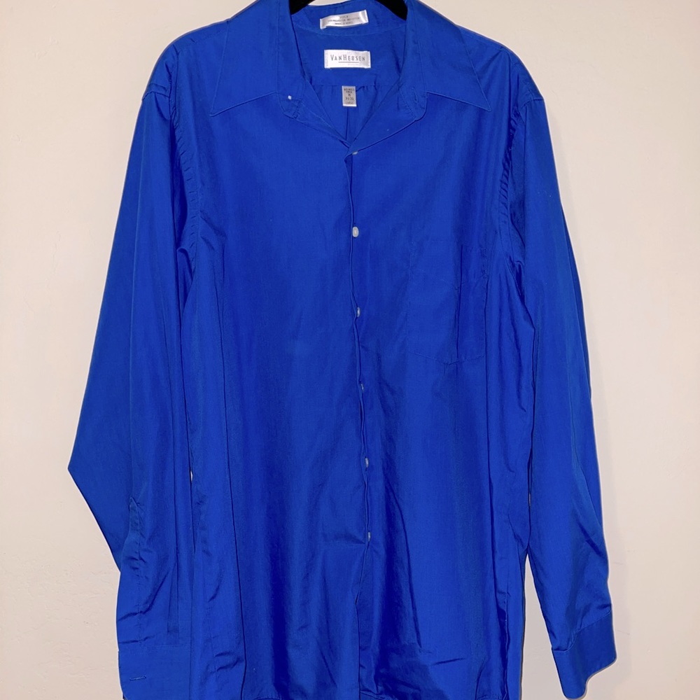 Van Heusen button dress shirt